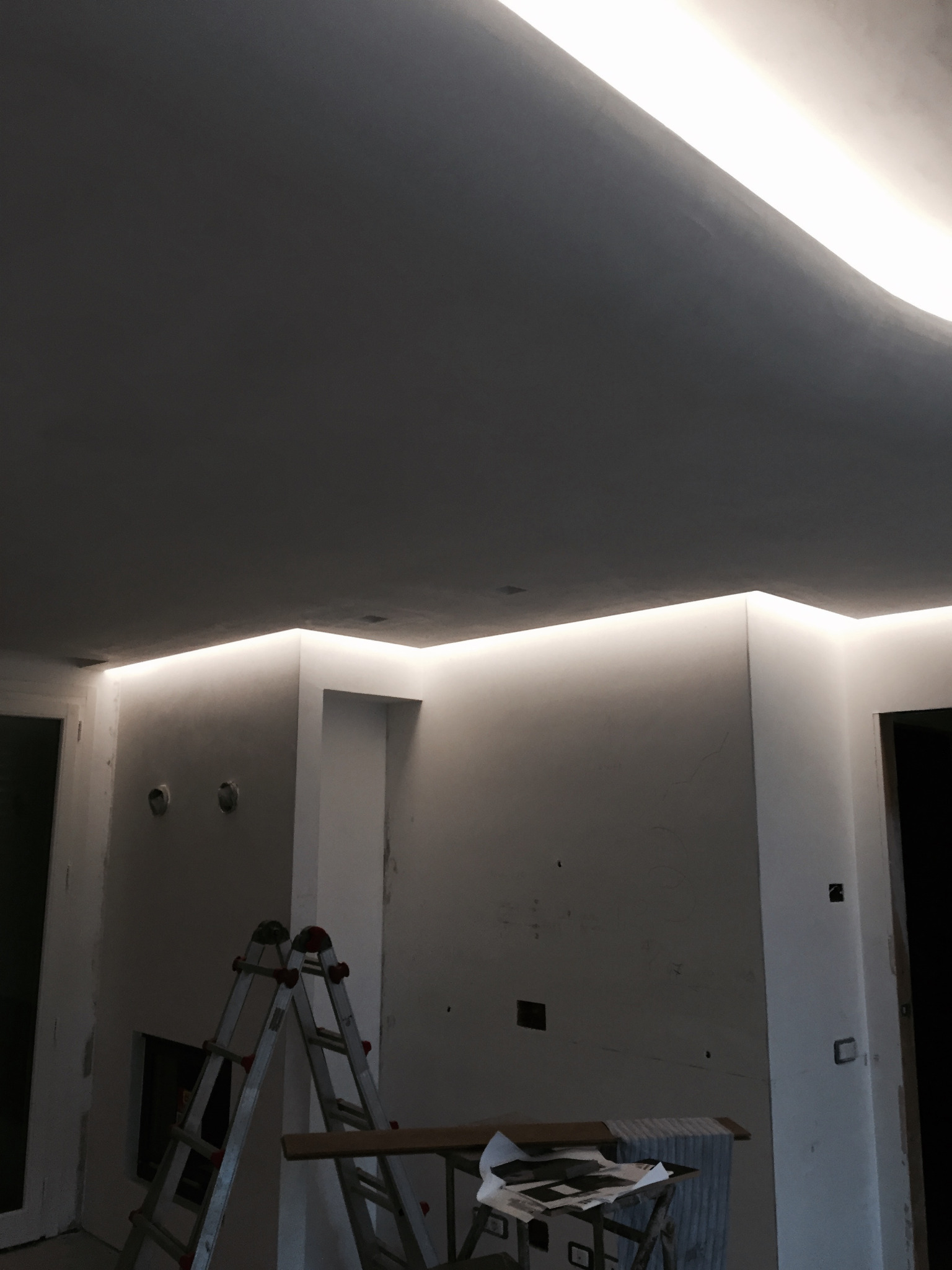 Velette LED in lavorazione